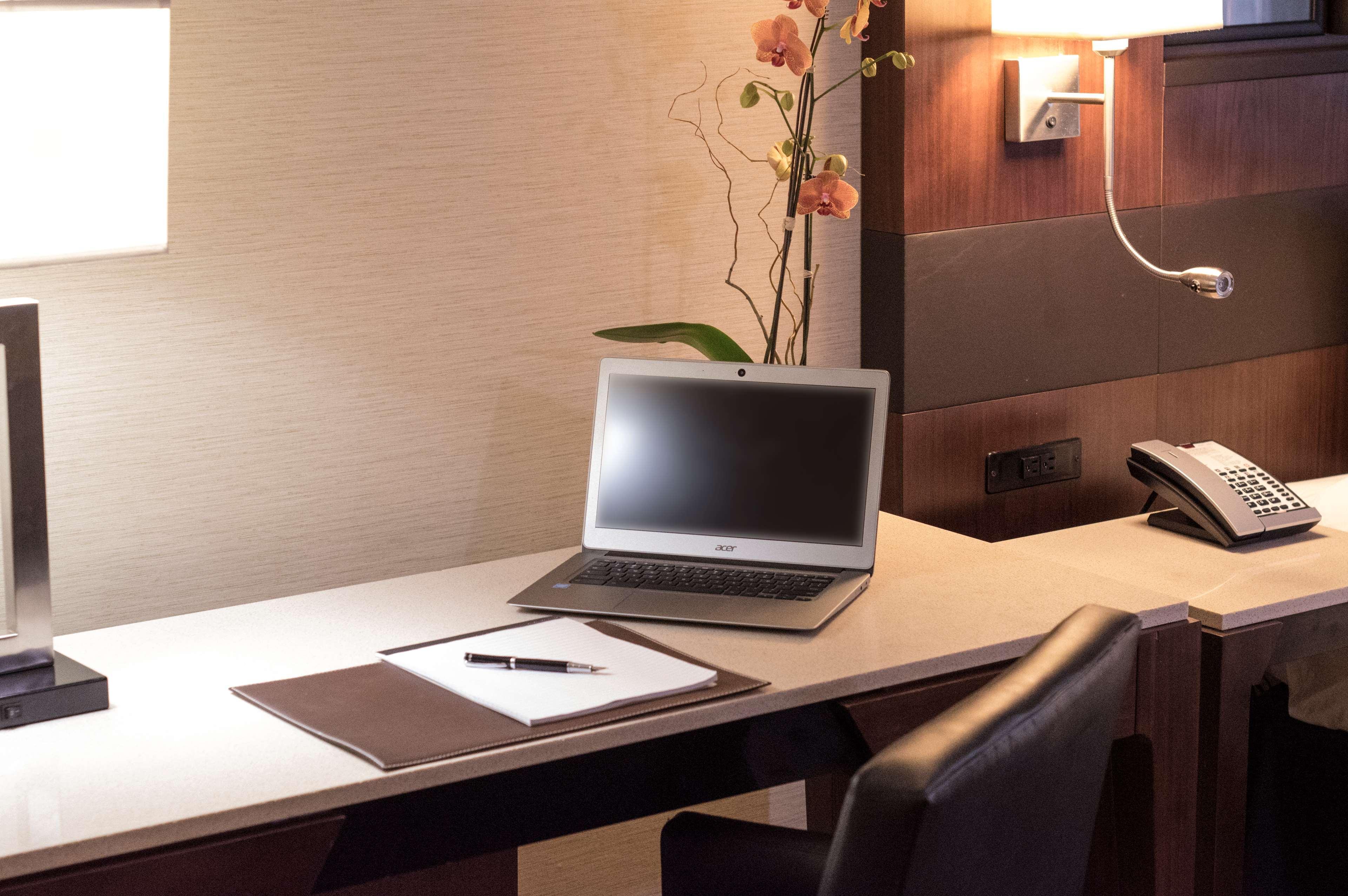 The Warwick Rittenhouse Square Hotel Philadelphia